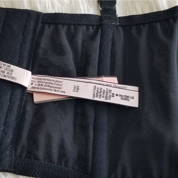 MEDIUM Victoria's Secret Red Bra Set - Picture 15 of 16